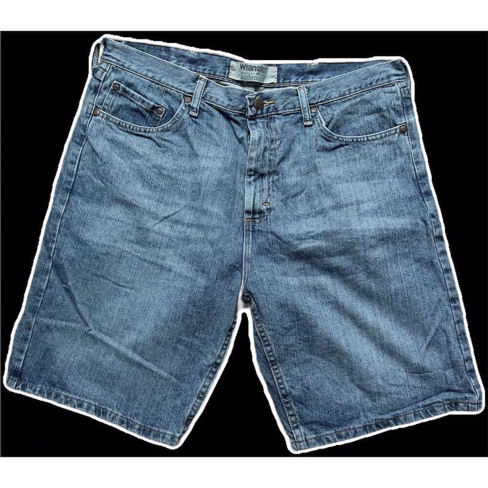 Wrangler Men's Denim Jean Shorts Size 36 Medium Wash
